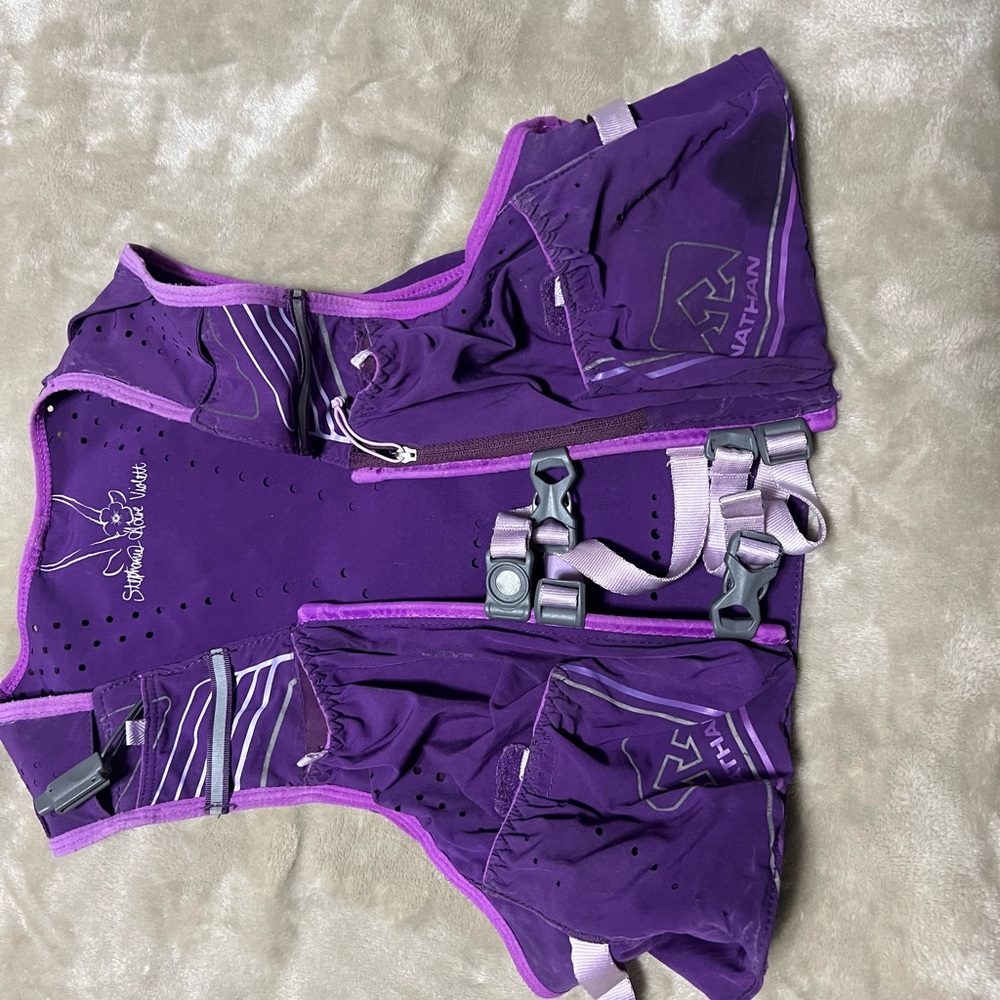 Nathan vaporhowe 12L running pack